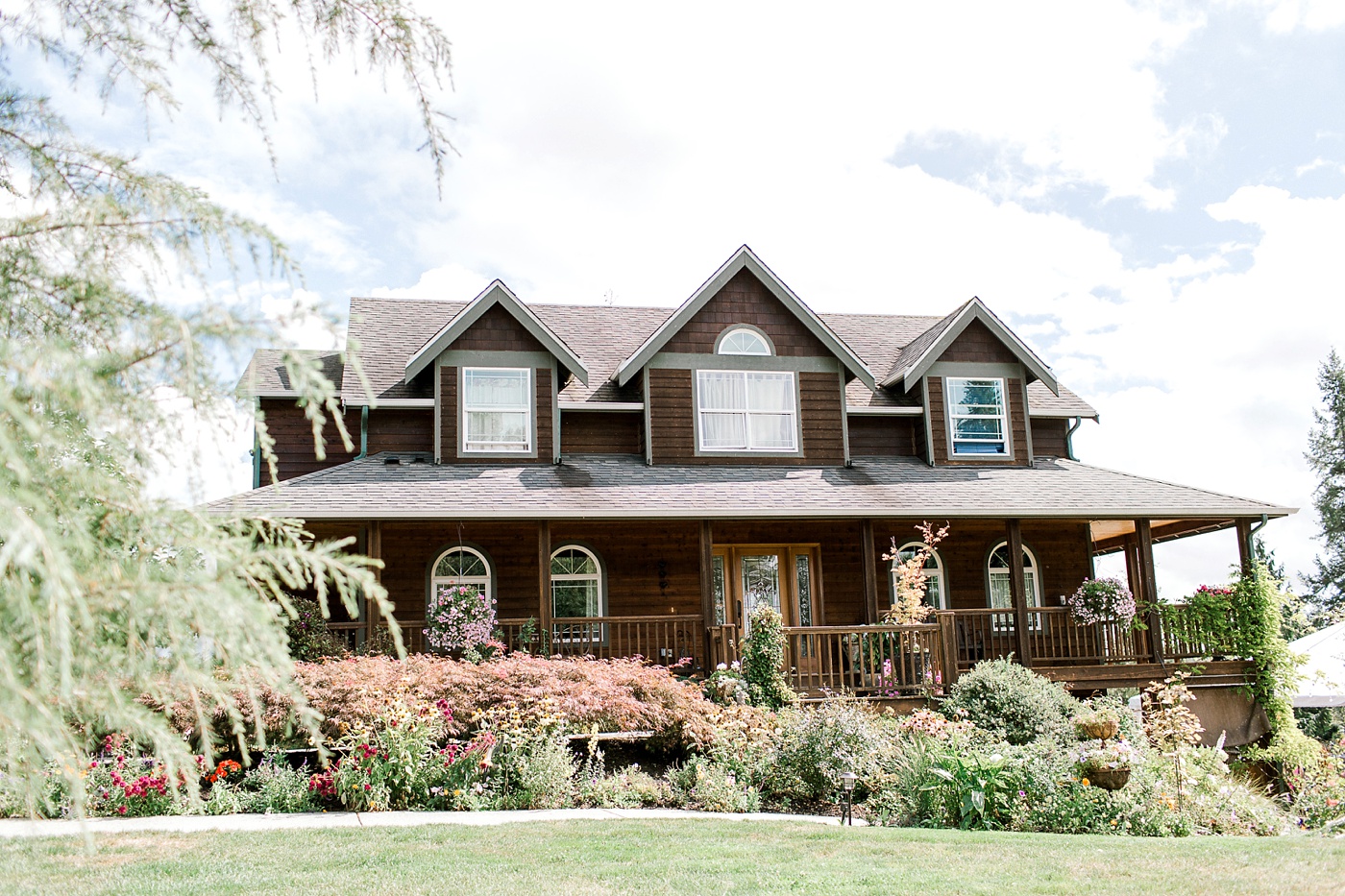 Wild Rose Wedding in Arlington Washington